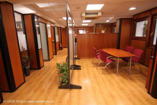 Ekiser vende oficinas en el centro de Pamplona en el Primer Ensanche - NAVARRA 