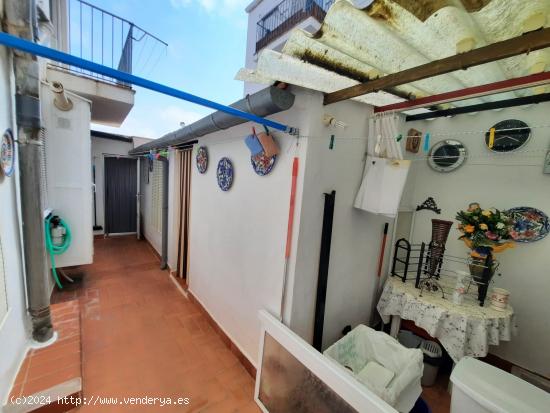 VIVIENDA TOTALMENTE REFORMADA CON BALCON Y PATIO - ALBACETE