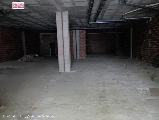 VENTA DE LOCAL COMERCIAL  EN ALMUSSAFES - VALENCIA