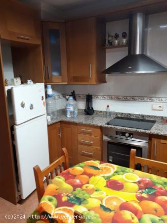 OPORTUNIDAD . CHALET ADOSADO EN OLULA DEL RIO. ALMERÍA. - ALMERIA