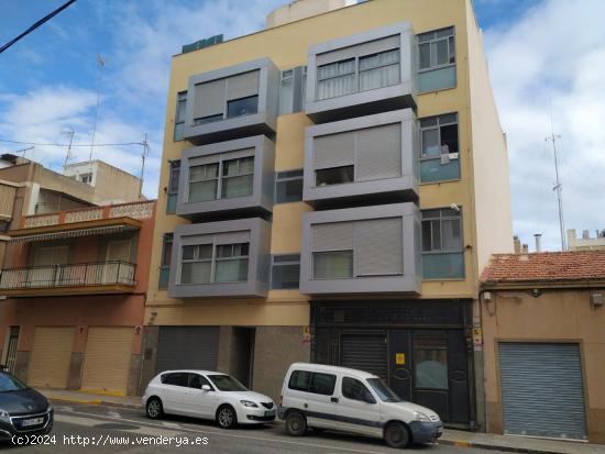 TORRELLANO - LOCAL COMERCIAL DE 108 M2 - ALICANTE