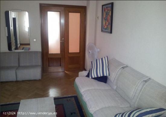  Urbis te ofrece un piso en venta en zona Vidal, Salamanca. - SALAMANCA 