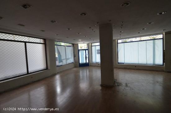 Urbis te ofrece un local comercial en venta en zona Garrido Sur, Salamanca. - SALAMANCA