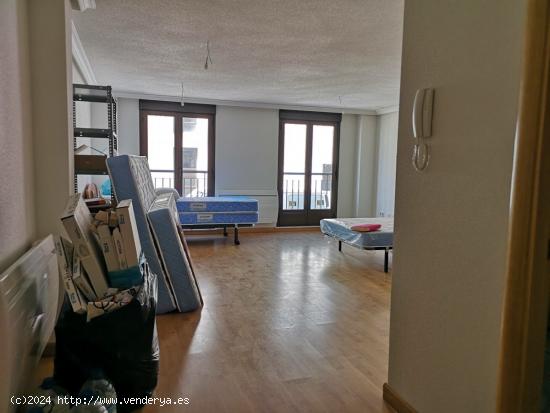 Urbis te ofrece un estupendo Loft en venta en La Fuente de S.Esteban, Salamanca. - SALAMANCA