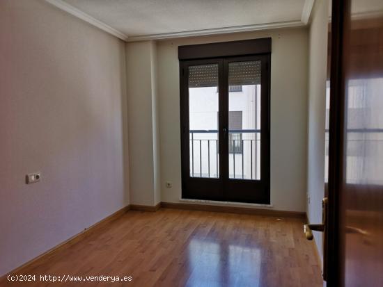 Urbis te ofrece un estupendo Duplex en venta en La Fuente de San Esteban, Salamanca. - SALAMANCA