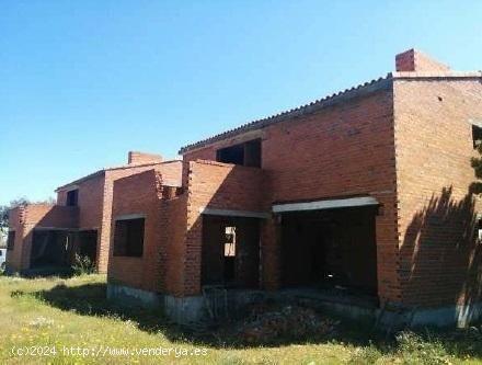 Urbis te ofrece Parcelas en venta en zona Oasis Golf, Carrascal de Barregas, Salamanca. - SALAMANCA