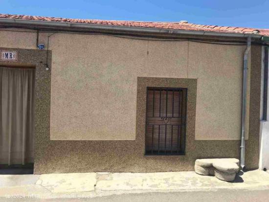 Urbis te ofrece una casa en venta en Pedraza de Alba, Salamanca. - SALAMANCA