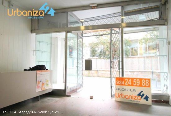  LOCAL COMERCIAL EN UNA DE LAS MEJORES  CALLES PEATONALES DE BADAJOZ . 206 m2  CON ESCAPARATES - BADA 