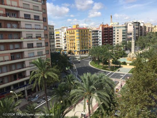 Vivienda en esquina,  . Zona Luceros - ALICANTE