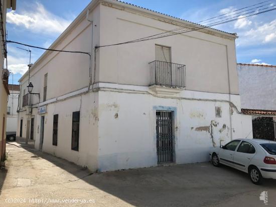  LOCAL EN VENTA EN MONROY - CACERES 