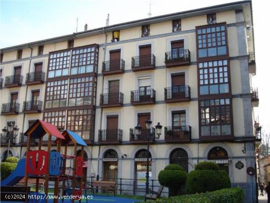 Céntrico!  Se Vende Piso en Balmaseda con Ascensor - VIZCAYA