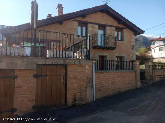 Céntrico !! Se Vende Chalet en Valle de Mena - BURGOS