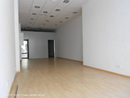 Local comercial en venta y alquiler, zona Plaza Patines Palma - BALEARES