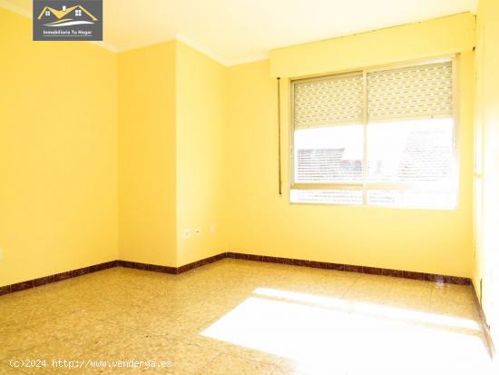 SE VENDE PISO CON GARAJE TOTALMENTE EXTERIOR SIN MUEBLES EN EN VEINTIUNO REF: 6905 - ORENSE