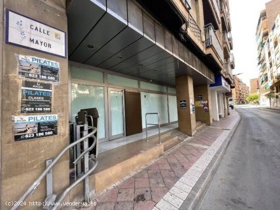 Local comercial de 379 m2 en buen estado en la calle Mayor de Molina de Segura. - MURCIA