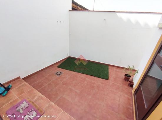 SE VENDE CASA EN EL BARRIO SAN FRANCISCO - MALAGA