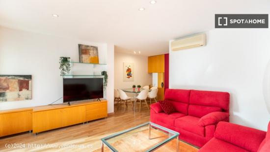 Moderno apartamento totalmente equipado en Carrer de Lepant - BARCELONA