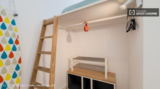 Soleado apartamento de 1 dormitorio en alquiler en Barcelona - BARCELONA