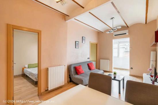  Apartamento de 2 dormitorios en alquiler en Barcelona - BARCELONA 