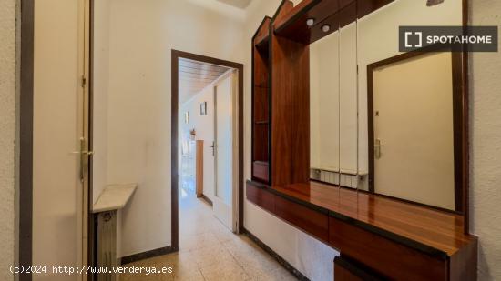 Apartamento de 3 dormitorios en alquiler en Barcelona - BARCELONA