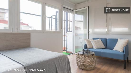 Habitación moderna en piso compartido en Chamberí, Madrid - MADRID