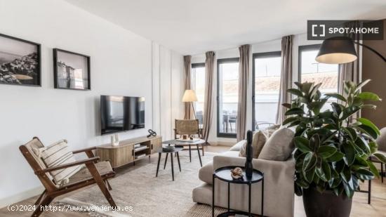 Apartamento de 3 habitaciones en alquiler en Madrid - MADRID