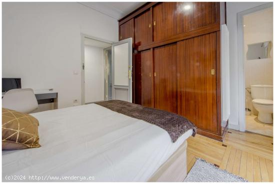  Alquiler de habitaciones en piso de 7 habitaciones en Goya - MADRID 