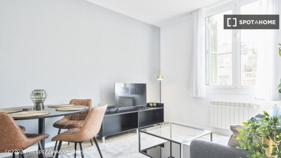 Apartamento entero de 1 dormitorio en Barcelona - BARCELONA