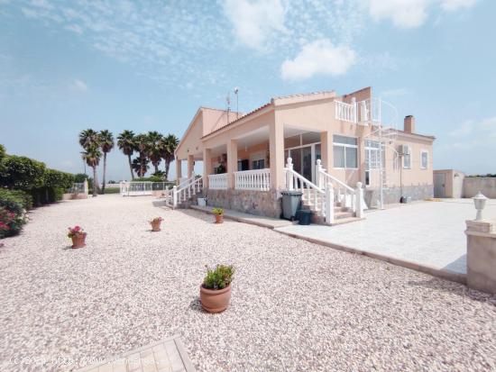 Fantástico Chalet independiente en Dolores, Alicante, Costa Blanca - ALICANTE