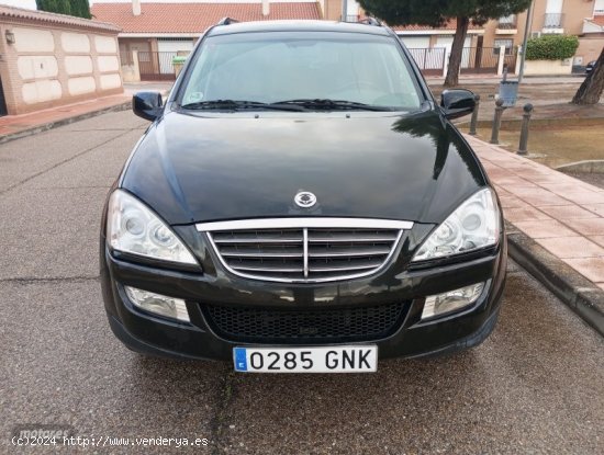 Ssangyong Kyron Premium 2.7D Auto de 2009 con 224.000 Km por 8.500 EUR. en Madrid