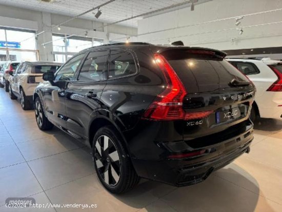 Volvo XC 60 XC60 Recharge Ultimate, T6 plug-in hybrid eAWD, Electrico/Gasolina, Dark de 2023 con 10 