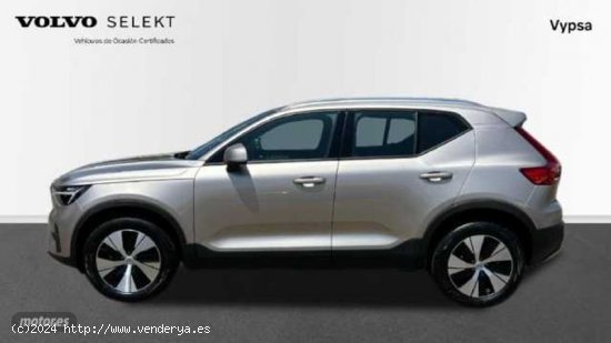 Volvo XC40 XC40 Core, T2 automatico, Gasolina de 2023 con 33.358 Km por 34.500 EUR. en Cordoba