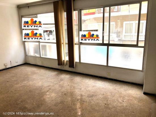 ESTUPENDA OFICINA EN VENTA MUY CENTRICO MUY LUMINOSO Y AMPLIO ZONA GLORIETA - ALICANTE