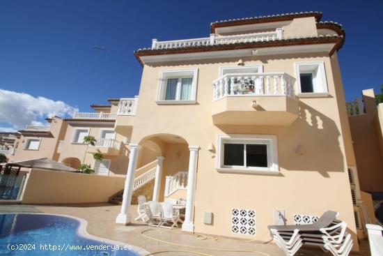 Villa con Vistas al Mar y Montaña Benitachell - ALICANTE