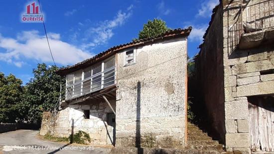 CASA DE PIEDRA SITA EN LA ZONA  DE VILAMARIN, A 15 MINUTOS DE LA CIUDAD DE OURENSE - ORENSE