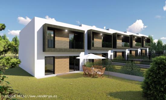 **OBRAS COMENZADAS** Residencial Villas de Heras: Viviendas adosadas con jardín - CANTABRIA