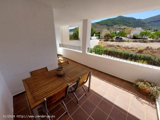 APARTAMENTO CON VISTAS - ALMERIA