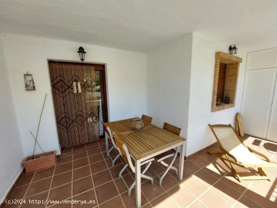 APARTAMENTO CON VISTAS - ALMERIA