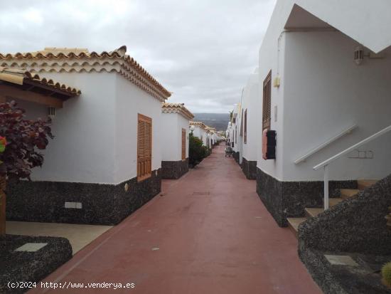 Golf Sur.  Villa independiente en urbanizacion de lujo - SANTA CRUZ DE TENERIFE