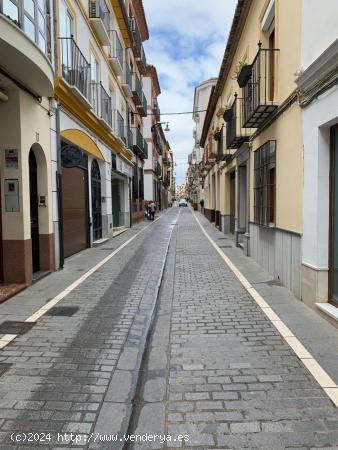 LOCAL EN VENTA EN CALLE MUY COMERCIAL DE ANTEQUERA BUSCA EMPRENDEDOR¡¡¡¡¡¡¡¡ - MALAGA