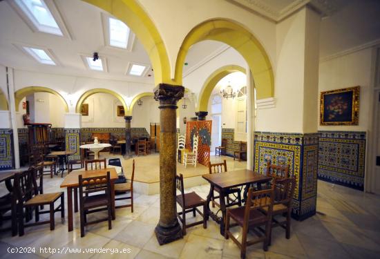 CASA EMBLEMÁTICA EN ZONA CENTRO - CORDOBA