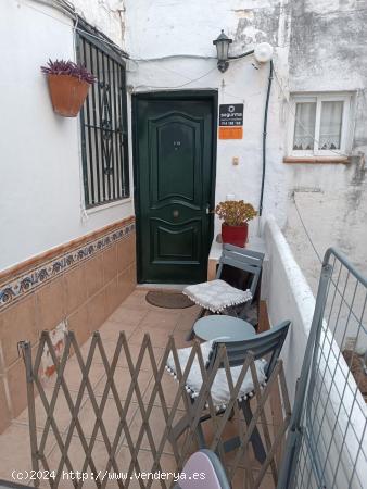 APARTAMENTO EN EL CENTRO - CADIZ