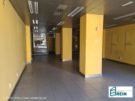 LOCAL COMERCIAL DE 323 M2 EN LEGANES - MADRID