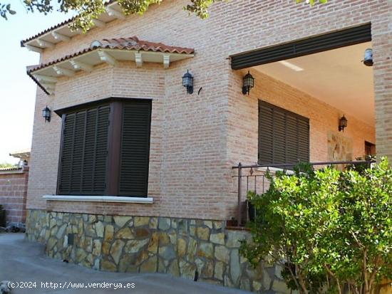 TEGEISA VENDE CHALET RUSTICO CON VISTAS Y ZONA TRANQUILA!!! - GUADALAJARA