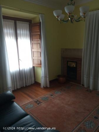 Céntrico !! Se Vende Piso con Ascensor en Balmaseda - VIZCAYA