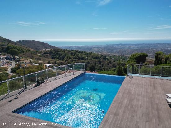 ESPECTACULAR VILLA EN MIJAS - MALAGA