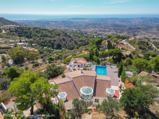 ESPECTACULAR VILLA EN MIJAS - MALAGA