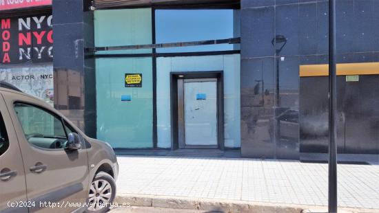 LOCAL COMERCIAL EN PLANTA BAJA DE CENTRO COMERCIAL - CASTELLON