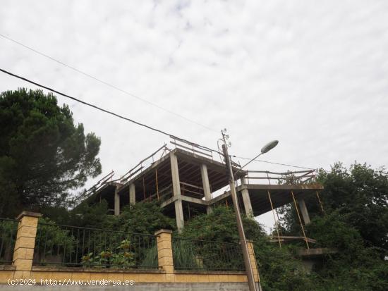 SE VENDE TERRENO URBANO EN MASQUEFA, URBANIZACIÓN CAN PARELLADA - BARCELONA