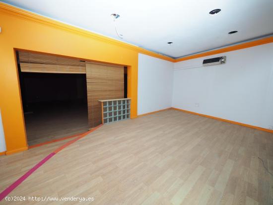 SE VENDE LOCAL COMERCIAL EN CASTELLAR DEL VALLÉS, ZONA EIXAMPLE - BARCELONA